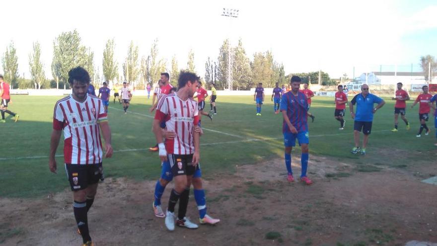 Amistoso UD Logroñés contra Huesca en Pradejón