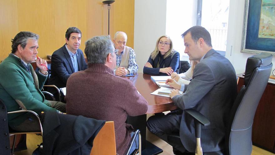 Reunión libreros y Gobierno de La Rioja