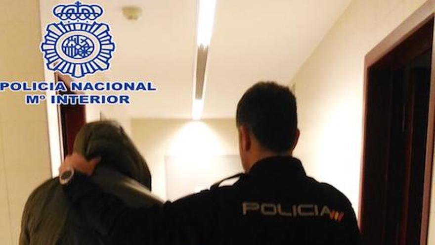 Foto detención, Policía Nacional