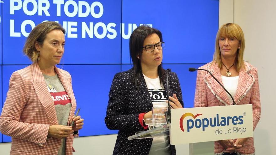 Ana Vázquez, Ana Lourdes González y Cuca Gamarra