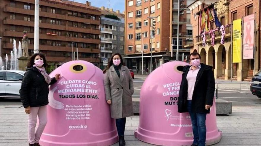contenedores rosas en Calahorra contra el cáncer de mama