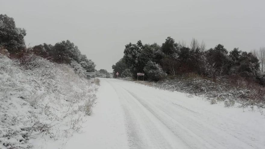 nieve en la carretera