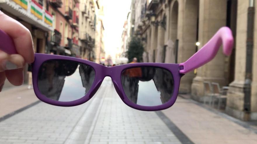 Gafas violetas
