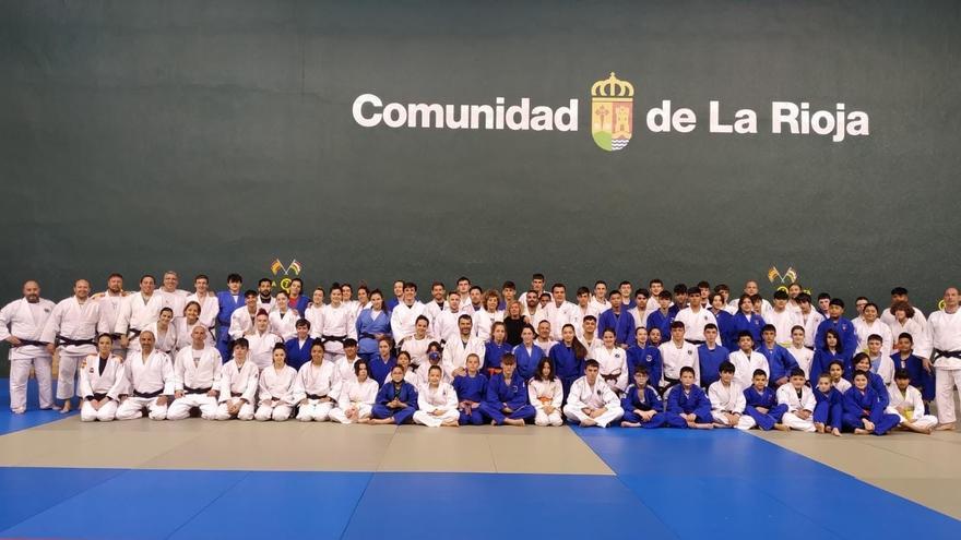 Curso de judo en el Adarraga
