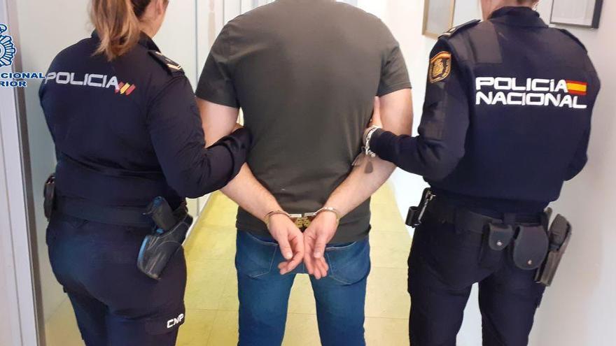 detenido acusado de estafar 14.000 euros a una amiga